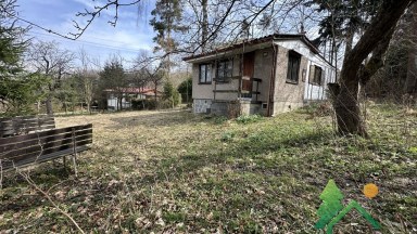 Prodej chaty s pozemkem 495 m² – Hořelec, Bojanov | klid, příroda a velký potenciál