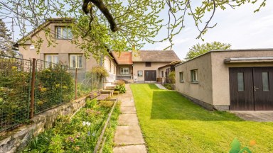 Venkovský rodinný dům s pozemkem 1 835 m² a zázemím pro soběstačný život