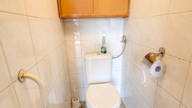Prodej chalupy na klidném venkově s pozemkem 2 077 m² a zázemím pro soběstačný život
