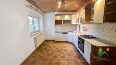 Pronájem bytu 2+1, 52 m² s balkonem a sklepem, ul. 9. května - Chvaletice