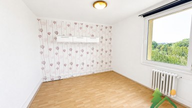 Pronájem bytu 3+1 se dvěma lodžiemi, Pardubice – Nábřeží Závodu míru