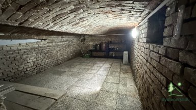 Rodinný dům po kompletní rekonstrukci 3+1, CP 925m2, Nemošice, Pardubice